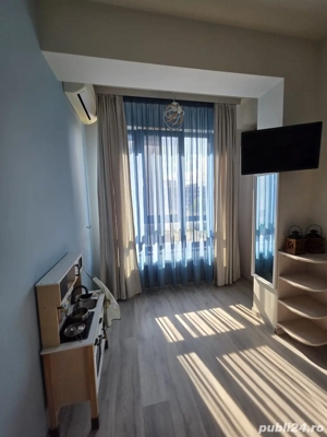 Vânzare apartament 3 camere - imagine 2 Vânzare apartament 3 camere - imagine 2