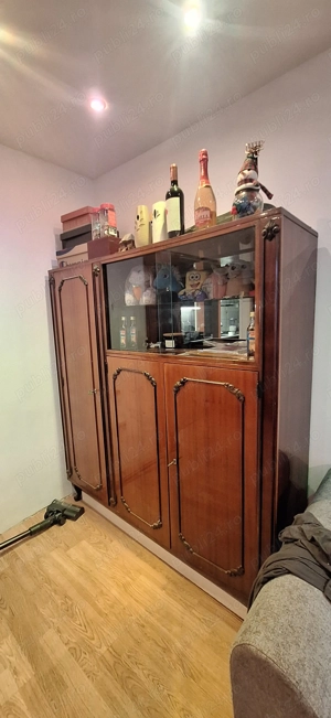 Vând Dulap de haine si dulap cu vitrina - imagine 2