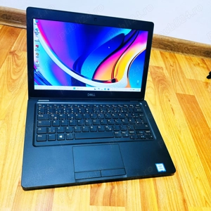  Laptop DELL Intel Core i5-8350U (8 CPUs), 256GB SSD, Tastatura ILUMINATĂ  Livrare GRATUITĂ!