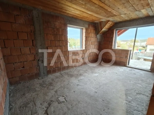 Casa 5 camere 3 bai - pivnita - terasa - 2 porti de acces COMISION 0 - imagine 3