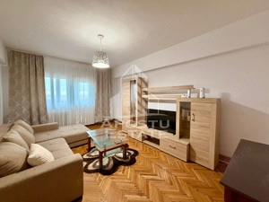 Apartament 3 camere, centrala proprie, zona Centrala