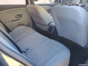 Renault Megane 3 - 1.5 Dci - 2010 - Euro-5  - imagine 4 Renault Megane 3 - 1.5 Dci - 2010 - Euro-5  - imagine 4