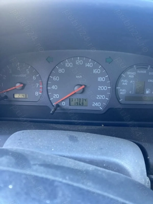 Volvo v40 cutie automată benzina