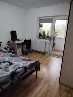 STEAUA - ETAJ 1 - BLOC IZOLAT - 4 CAMERE - 2 BAI - 2 BALCOANE - CENTRALA PROPRIE - BOXA