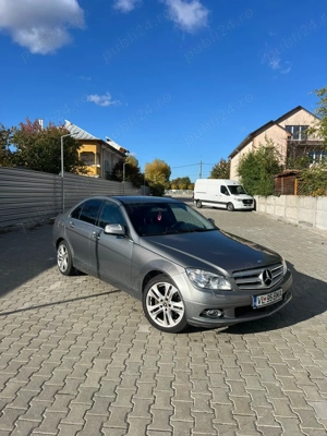 Mercedes C-Class Avantgarde W204  *Navi *Bi-xenon *Camera