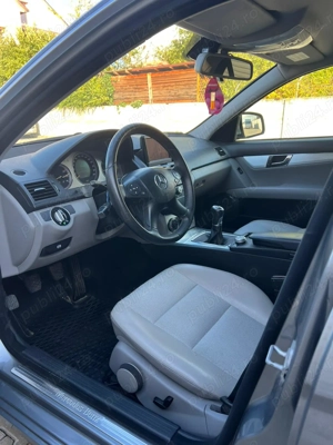 Mercedes C-Class Avantgarde W204  *Navi *Bi-xenon *Camera  - imagine 8