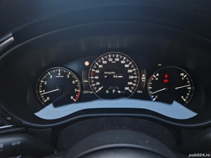 Mazda CX-30 SkyActiv-G 2.0 Benzina 2023 - imagine 5 Mazda CX-30 SkyActiv-G 2.0 Benzina 2023 - imagine 5