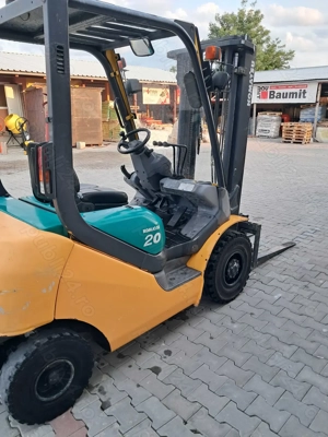 motostivuitor Komatsu