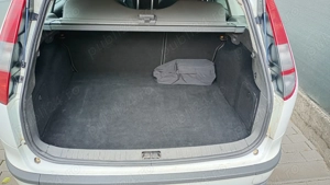 Vând Ford Focus 2 Break  - imagine 2 Vând Ford Focus 2 Break  - imagine 2