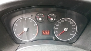 Vând Ford Focus 2 Break  - imagine 3 Vând Ford Focus 2 Break  - imagine 3