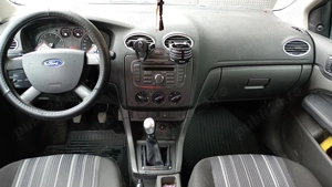 Vând Ford Focus 2 Break  - imagine 4 Vând Ford Focus 2 Break  - imagine 4