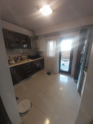 Apartament 3 camere, curte interiora, foișor, mobilat.  - imagine 5