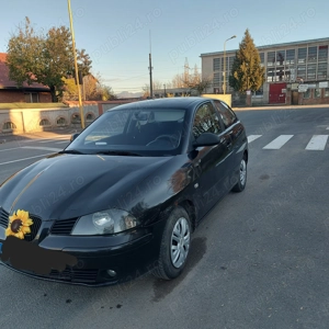 Seat Ibiza 2005, motor 1,3 benzina - imagine 6 Seat Ibiza 2005, motor 1,3 benzina - imagine 6