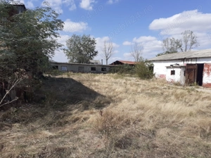 Teren cu cladiri de vanzare  - imagine 6