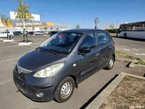 Vând Hyundai I10