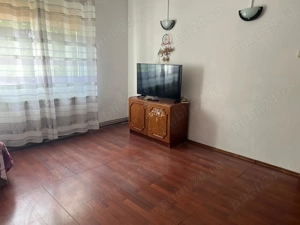 Privat, vand apartament 3 camere, str. Neptun, et. 2 4 - imagine 2