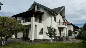 Casa Spatioasa 5 Camere, 325mp utili si Foisor, Teren 534mp