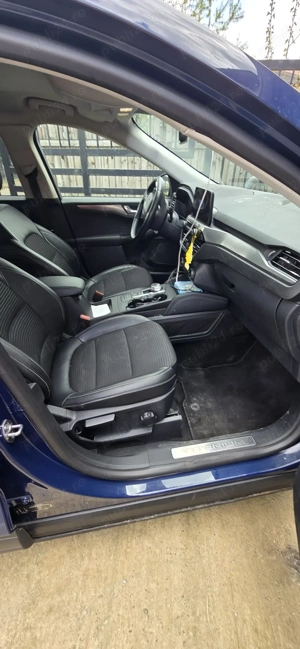 FORD KUGA, Plug-in Hybrid (PHEV) 225 cp, Keyless Go-Entry - imagine 10