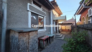 Vânzare casă 2 camere + curte, zonă de case – Stadion 1 Mai