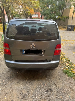 Vand VW Touran an 2003 - imagine 4