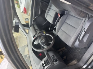 Vand VW Touran an 2003 - imagine 2