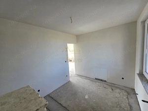 Martinesti, Duplex pe etaj, 3 Dorm, Buc separata,  Zona linistita. - imagine 7