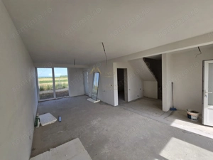 Martinesti, Duplex pe etaj, 3 Dorm, Buc separata,  Zona linistita. - imagine 4