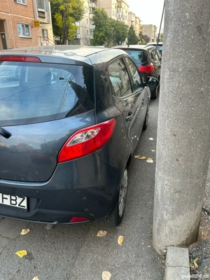vând Mazda2 an 2008 - imagine 4