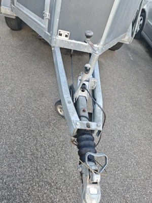 Vând remorca de 2  cai - 2000kg - imagine 3
