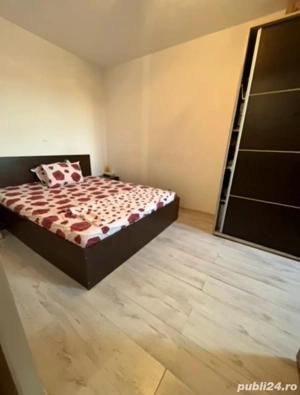 Direct propietar vând apartament doua camere  zona Cireșica