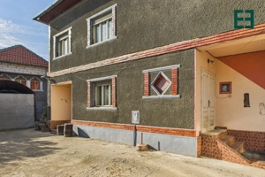 Casă cu 10 camere și 1437 mp teren în Ineu - Arad - imagine 2