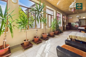 Casă cu 10 camere și 1437 mp teren în Ineu - Arad - imagine 11