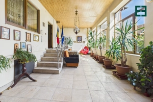 Casă cu 10 camere și 1437 mp teren în Ineu - Arad - imagine 10