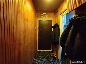 Propietar vand  apartament cu 2 camere semidecomandat, situat in zona Sagului, conf 1