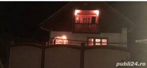 Vând casă în com. Arcani zero03patru64doi757zero07