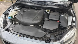 Volvo V40 (motorizare D2) - imagine 4