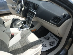 Volvo V40 (motorizare D2) - imagine 10