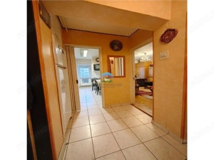 Apartament de vanzare cu 3 camere decomandat, cartierul Manastur Cluj Napoca - imagine 3