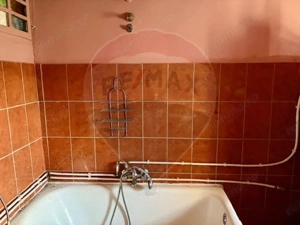 Casă / Vilă cu 2 camere de vânzare - imagine 9