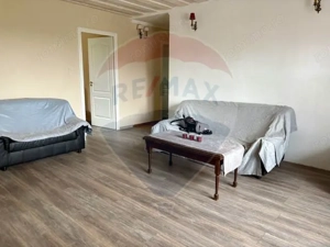 Casă / Vilă cu 4 camere de vânzare - imagine 4