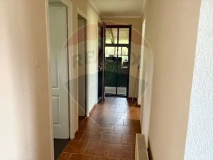 Casă / Vilă cu 4 camere de vânzare - imagine 8