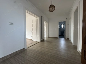  Casă ultracentrală cu curte și garaj | Confort premium în inima Oradiei - imagine 8