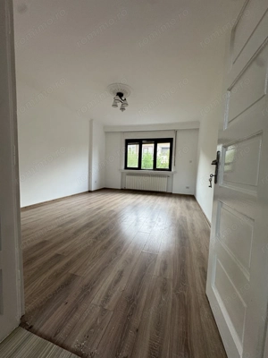  Casă ultracentrală cu curte și garaj | Confort premium în inima Oradiei - imagine 13