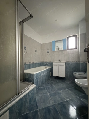  Casă ultracentrală cu curte și garaj | Confort premium în inima Oradiei - imagine 11