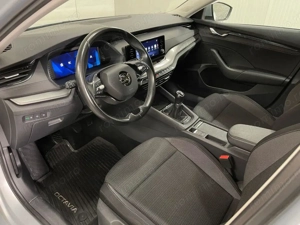 Skoda Octavia - imagine 5