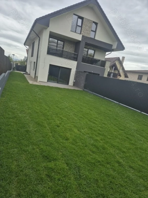 P.F.Vand 1  2 duplex cart.Europa,str.Marton Aron 30