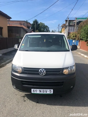 VW Transporter T5, 2011, 8+1 locuri - imagine 5