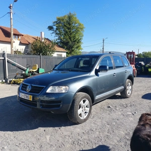 Vând vw touareg R5 2,5TDI adus din Elveția  - imagine 2 Vând vw touareg R5 2,5TDI adus din Elveția  - imagine 2
