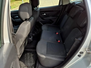Dacia Duster Laureate 4x4 2021, 1.5 Blue dCi Diesel Manuala, 115 CP, 6+1 trepte - imagine 12 Dacia Duster Laureate 4x4 2021, 1.5 Blue dCi Diesel Manuala, 115 CP, 6+1 trepte - imagine 12