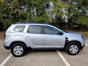 Dacia Duster Laureate 4x4 2021, 1.5 Blue dCi Diesel Manuala, 115 CP, 6+1 trepte - imagine 6 Dacia Duster Laureate 4x4 2021, 1.5 Blue dCi Diesel Manuala, 115 CP, 6+1 trepte - imagine 6